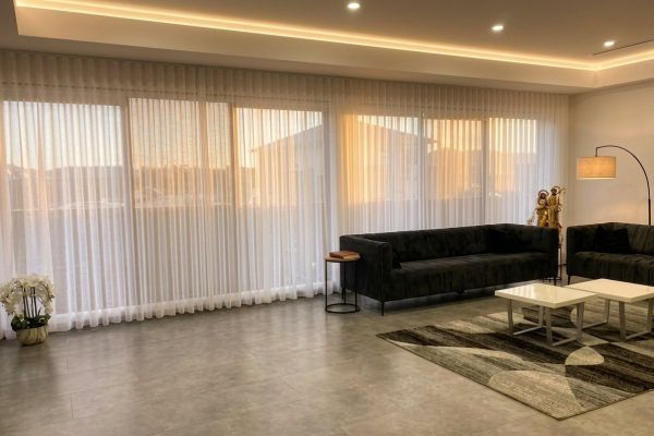 Curtains 04